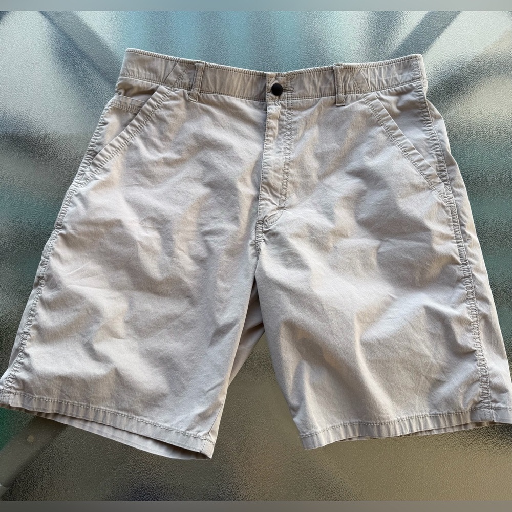 Men’s Wrangler Khaki. Good condition